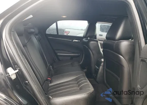 2018 Chrysler 300 S z USA, uszkodzony, nr VIN 2C3CCABG7JH222864